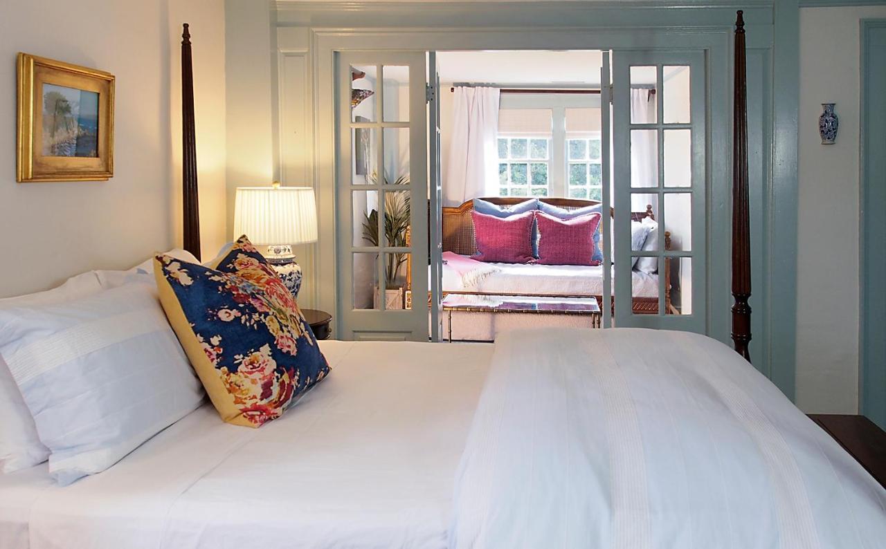 James Pharmacy Bed And Breakfast Old Saybrook Exteriér fotografie