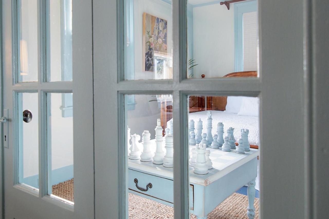 James Pharmacy Bed And Breakfast Old Saybrook Exteriér fotografie